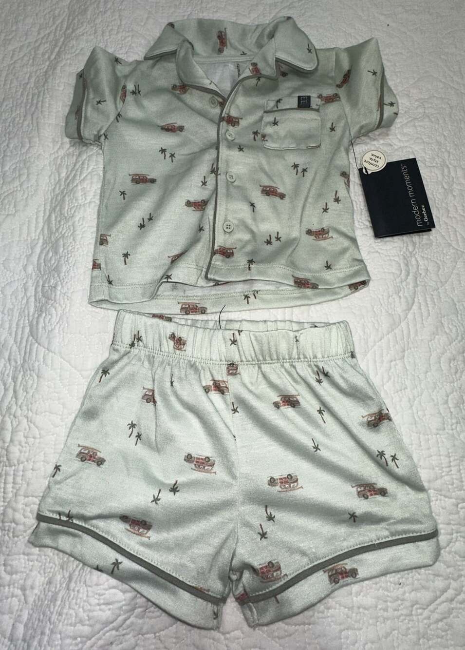Modern Moments by Gerber Toddler Boys 2-Piece Resort Shirt and Shorts Set 12M